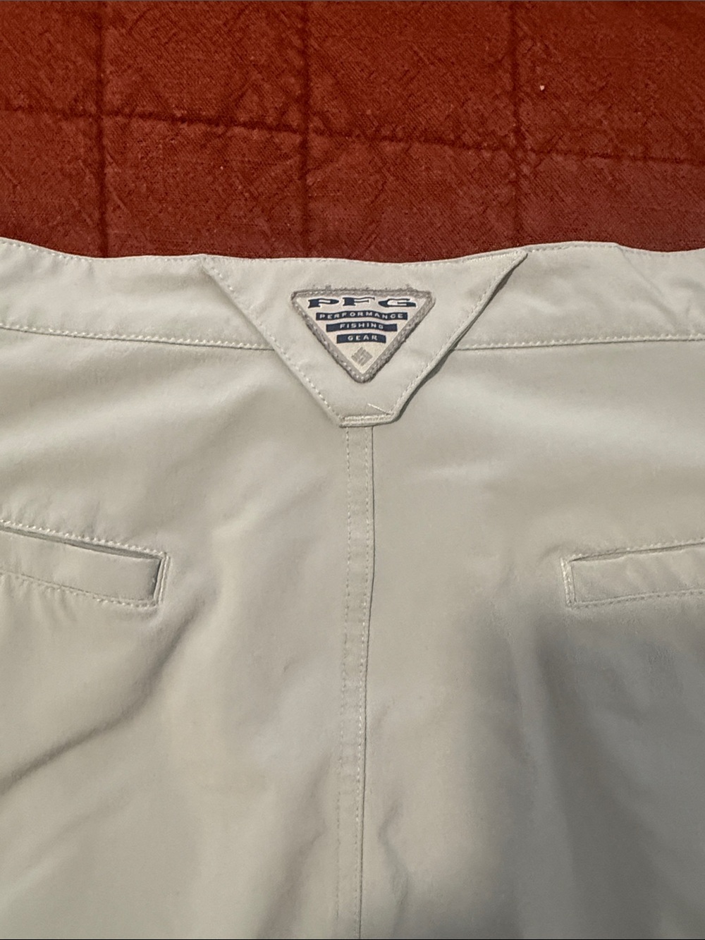 Columbia Men’s Light Gray Outdoor Hybrid Shorts - Picture 4 of 6